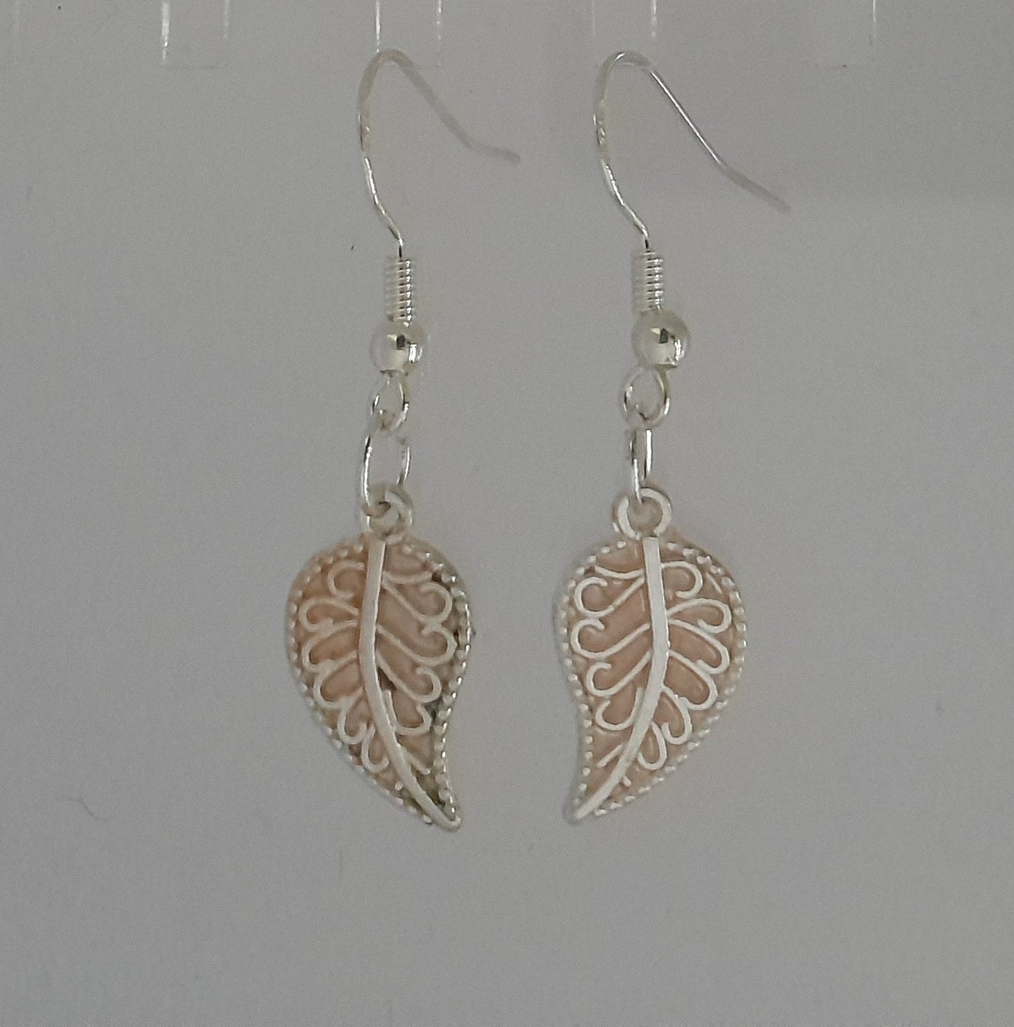 Metal Leaves Silver