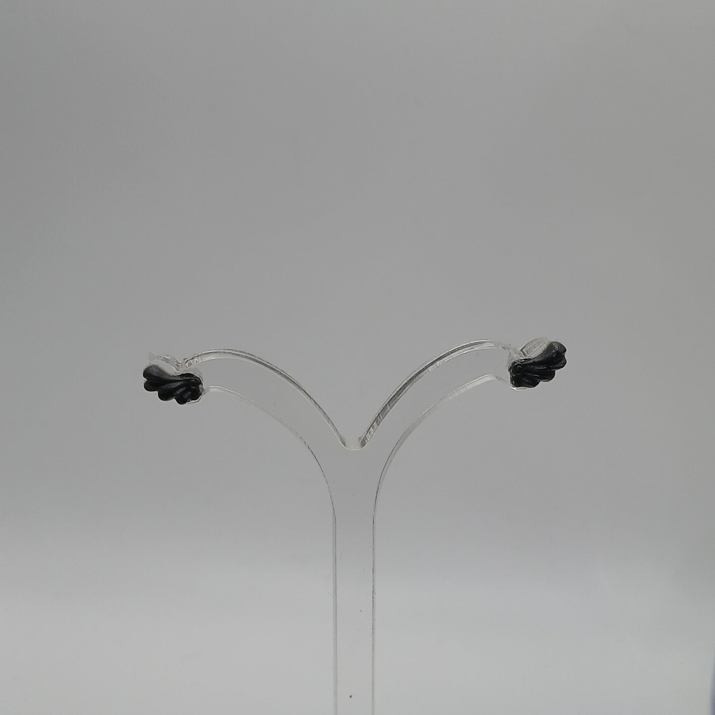 Small Wing Studs